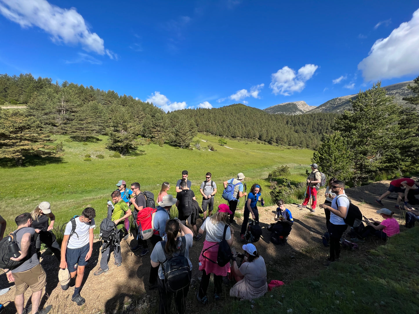 🔒COMPLETO 🤯 Espectacular Pedraforca 360º 🏔️ Intermedio-Avanzado 16km 💪 ➸ 📅 16.09.23 💰 39€