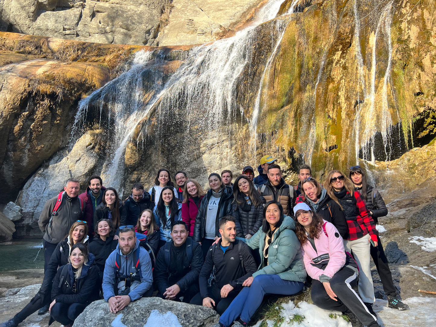 🔒COMPLETO 😍 Espléndido Vidrà, Cascada Molí y vista Pirineos 🦅 Intermedio 💪🏾 ➸ 📅 Sábado, 11.01.25