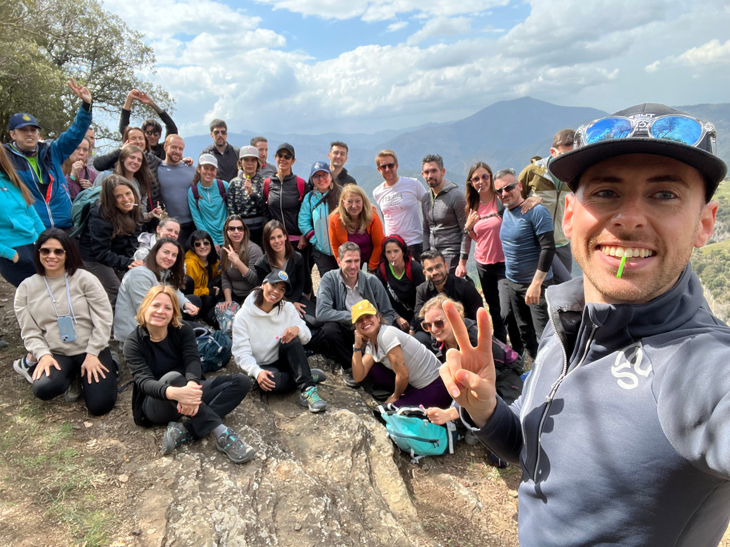 ⛰️ Ruta en Montblanc 🐉 Fiesta de Sant Jordi 🌹📚 Intermedio 13km 💪 ➸ 📅 Sábado, 20.04.24 💰39€