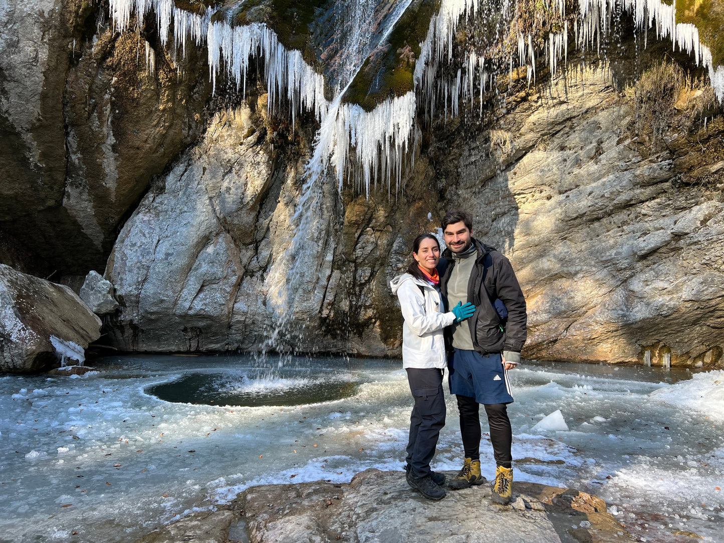 🔒COMPLETO 😍 Espléndido Vidrà, Cascada Molí y vista Pirineos 🦅 Intermedio 💪🏾 ➸ 📅 Sábado, 11.01.25