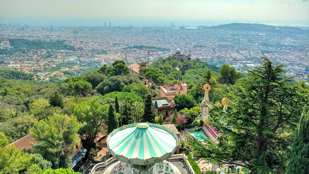 🌳 Evento C2 Barcelona > Ruta Baixador Vallvidriera - Tibidabo - Barcelona ⛰️ Fácil 10km 💪➸ 📅 01.08.23 💰 15€