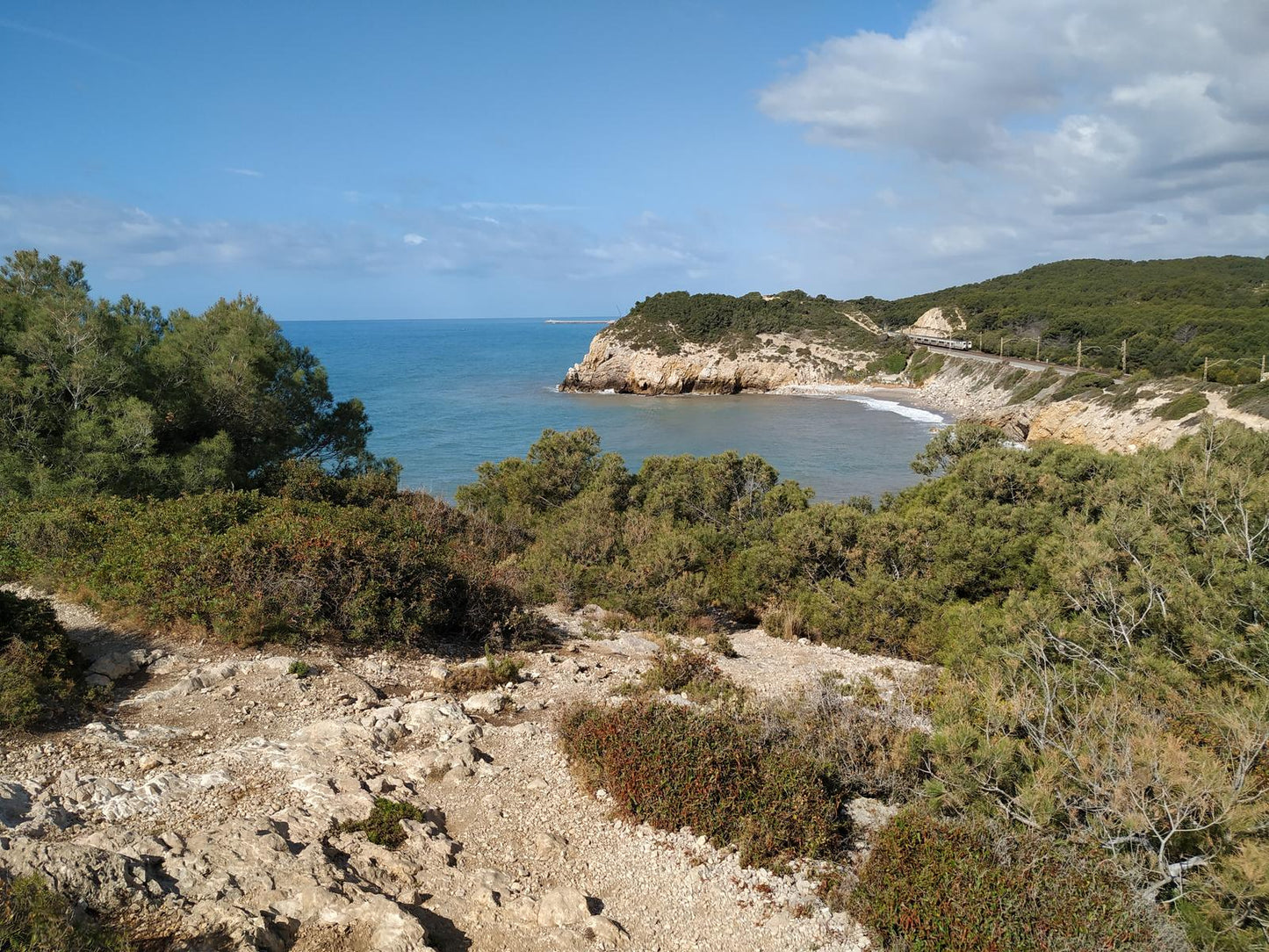 🔒COMPLETO 🌞 Preciosa ruta costera Vilanova - Sitges 🌊 Fácil 10km 💪 ➸ 📅 09.04.23 💰 15€