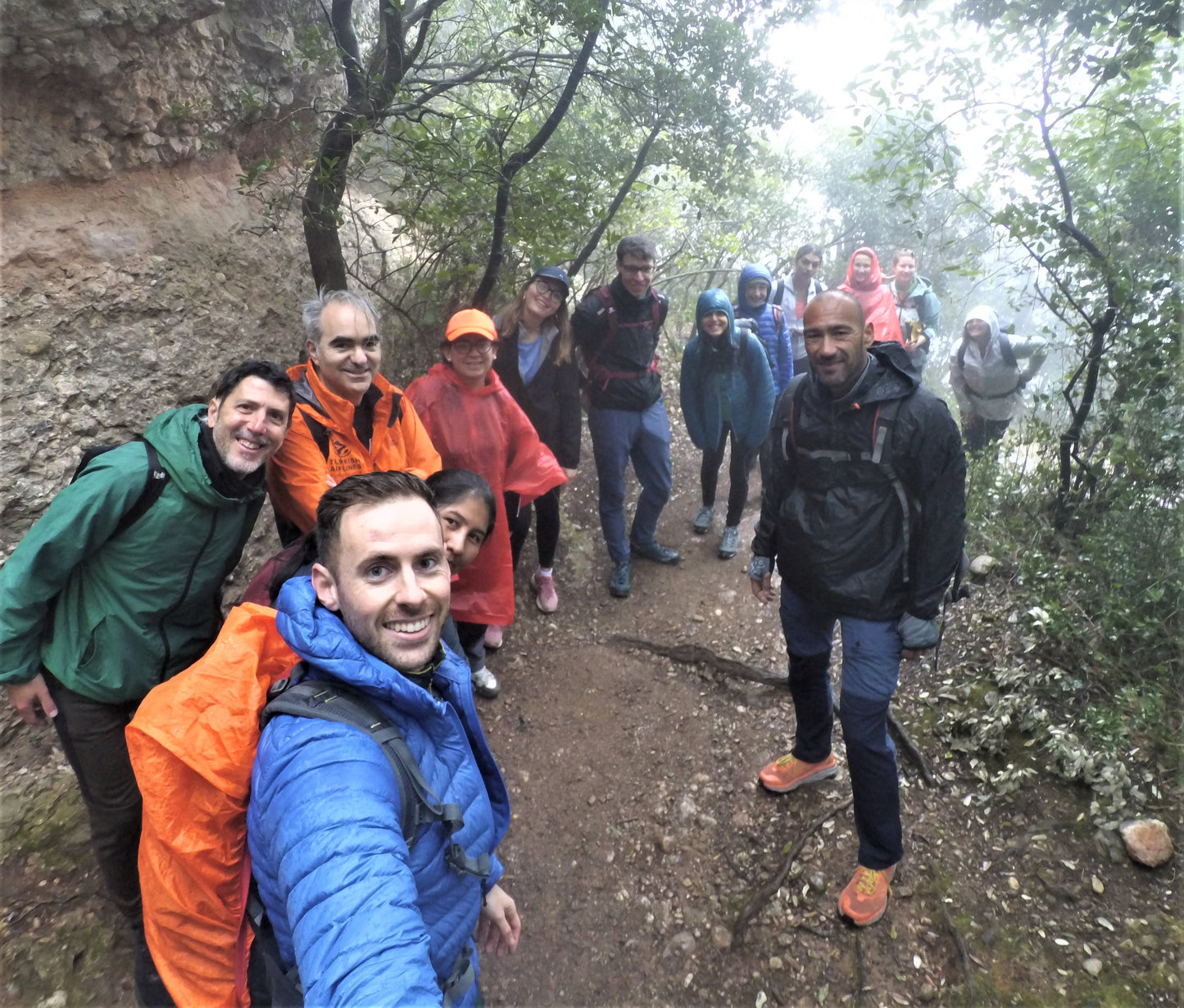 🔒COMPLETO 👑Imponente Montserrat - Sant Jeroni 🤩 Ruta 14km⛰️ Intermedio💪 ➸ 📅26.11.22 - 💰35€