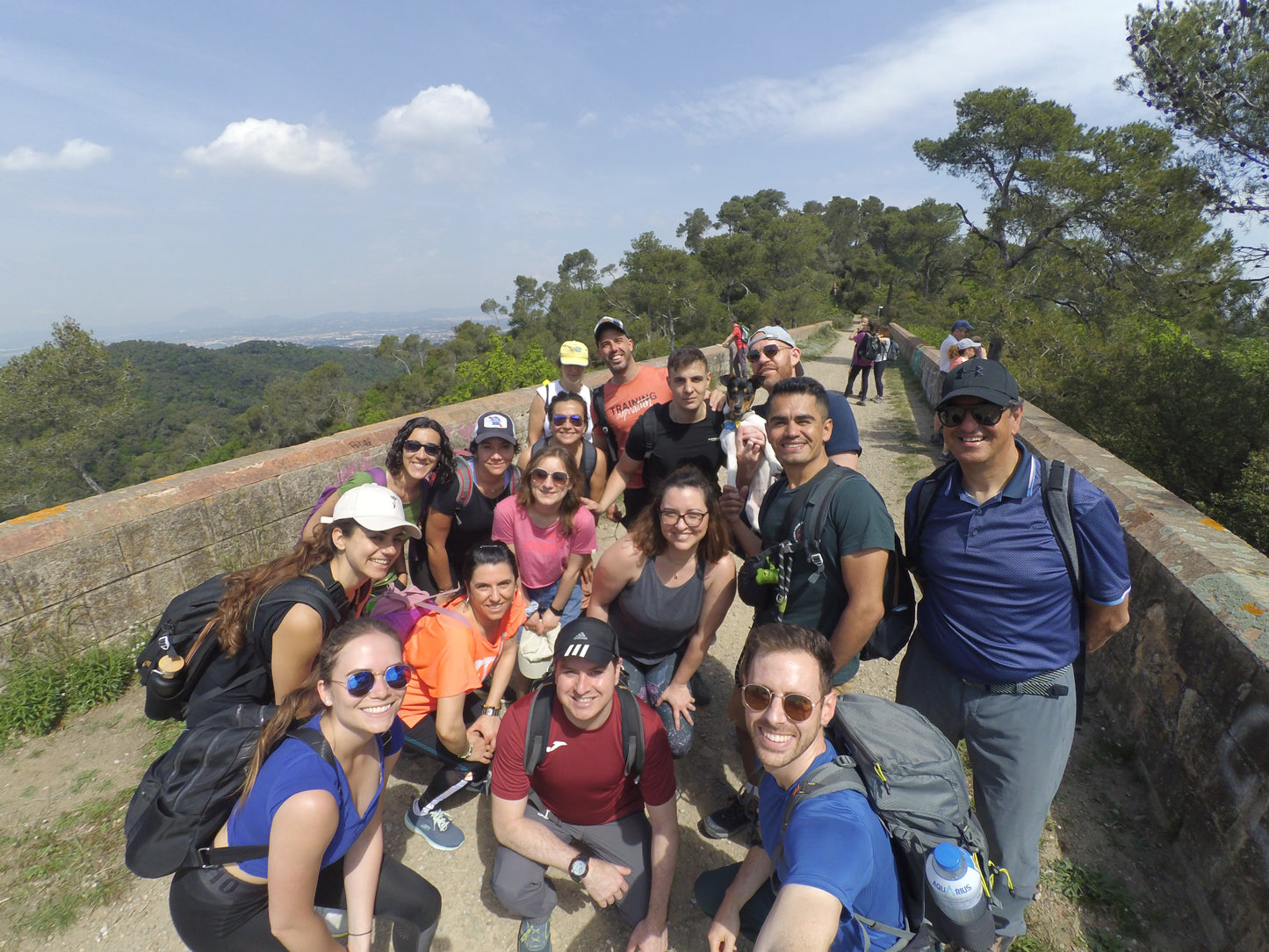 🌞 Colonia Güell - 13km ⛰️ Nivel intermedio en BCN! 🌳 ➸ 📅20.11.22 💰15€