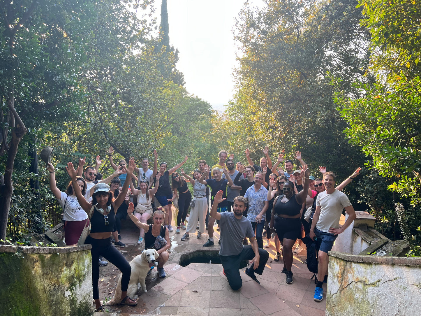 👣 45-65 años 👩🏼‍💻 After-Work 🌳 Paseito 1 Hora por Montjuïc + Cervecita Poble Sec!🍺 ➸ 🗓️ Viernes, 25.04.25