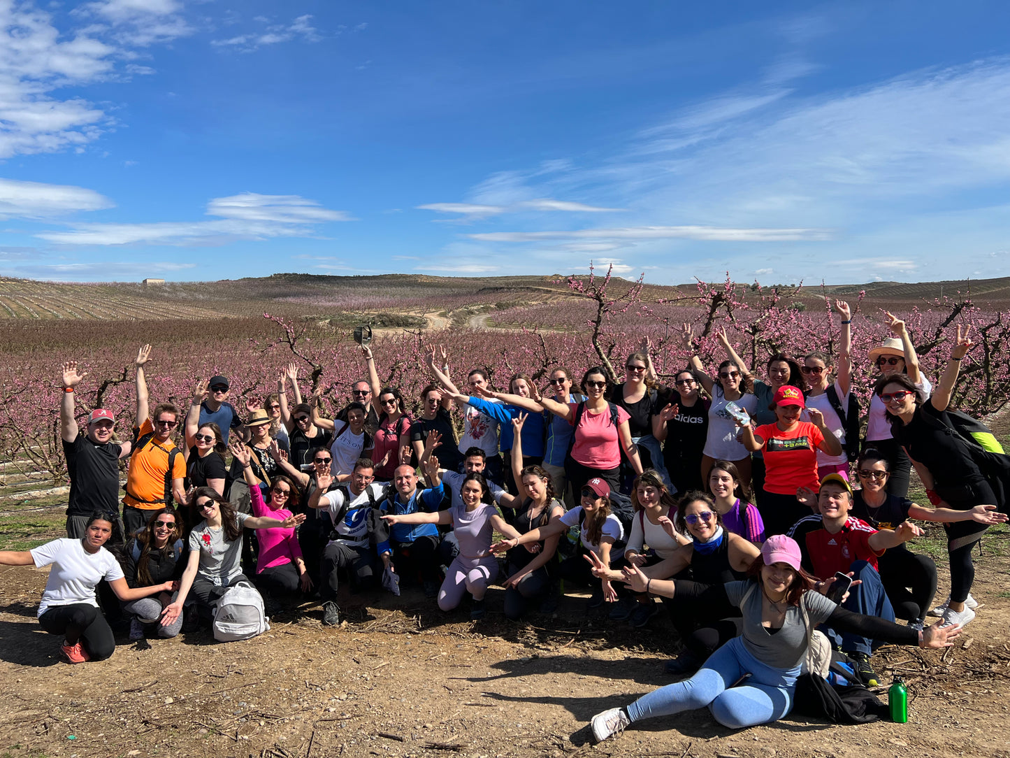 🔒COMPLETO 🌺 Aitona: Viaje hacia un fugaz mar de flores 🌺 Fácil 15km 💪➸ 📅 Sábado, 15.03.25